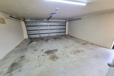 Photo of property in 11 Sunvista Avenue, Oteha, Auckland, 0632