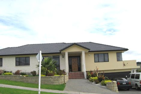 Photo of property in 22 Roy Maloney Drive, Henderson, Auckland, 0612