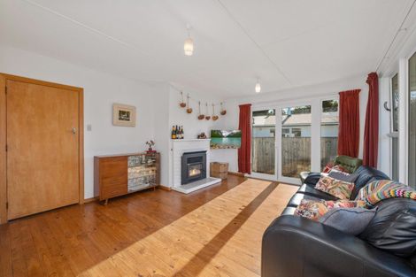 Photo of property in 35 Henderson Street, Riversdale, Blenheim, 7201