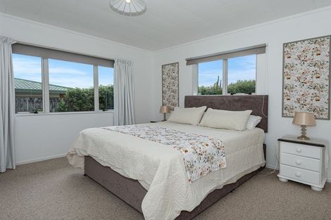 Photo of property in 16 Elm Place, Tikipunga, Whangarei, 0112