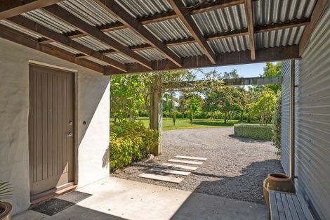 Photo of property in 32 Papawai Road, Papawai, Greytown, 5794