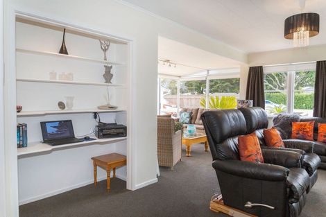 Photo of property in 10 Ranfurly Street, Dannevirke, 4930