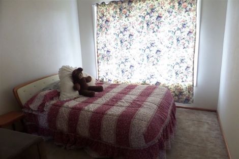 Photo of property in 13 Skerten Avenue, Hornby, Christchurch, 8042