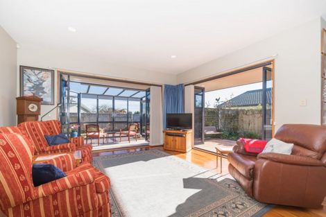 Photo of property in 39 Abby Road, Fitzherbert, Palmerston North, 4410