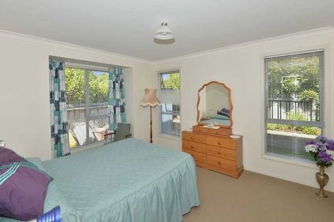 Photo of property in 82 Barbados Way, One Tree Point, 0118