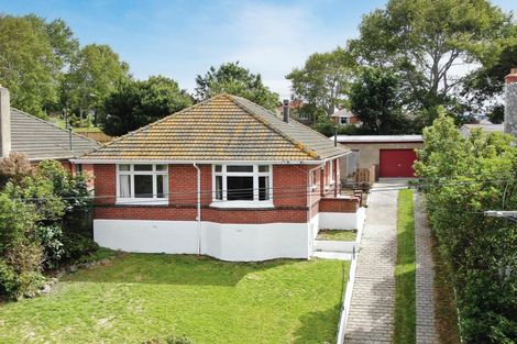 Photo of property in 136 Forfar Street, Clyde Hill, Dunedin, 9011