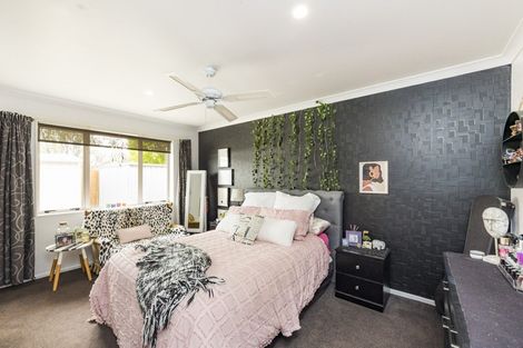 Photo of property in 3 Brooklyn Heights Drive, Kelvin Grove, Palmerston North, 4414