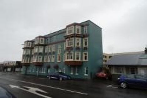 Photo of property in Devonport Apartments, 10/127 Saint Aubyn Street, New Plymouth, 4310