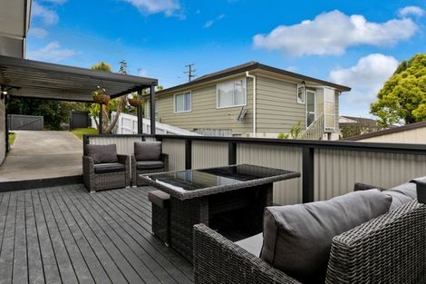 Photo of property in 55 Triangle Road, Massey, Auckland, 0614