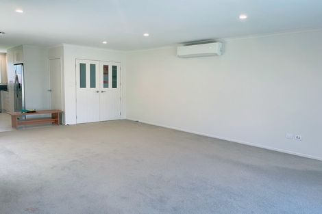 Photo of property in 6 Kira Road, Flat Bush, Auckland, 2016