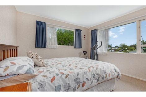 Photo of property in 19 California Drive, Totara Park, Upper Hutt, 5018