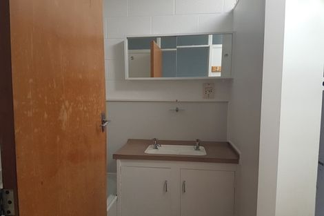 Photo of property in 1/66 Golf Road, Mount Maunganui, 3116