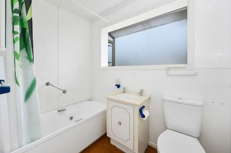 Photo of property in 12 Mawake Place, Turangi, 3334