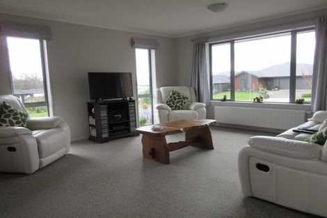 Photo of property in 12 Pine Crest Drive, Richmond, 7020