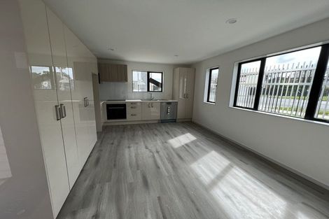 Photo of property in 2 Matukutureia Lane, Manurewa, Auckland, 2102