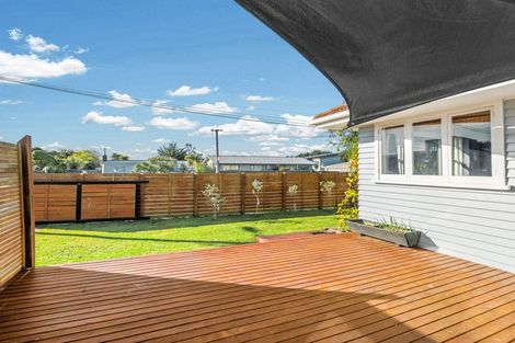 Photo of property in 29 Beach Road, North New Brighton, Christchurch, 8083