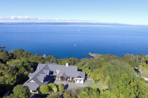 Photo of property in 3 Whakamoenga Point, Acacia Bay, Taupo, 3385