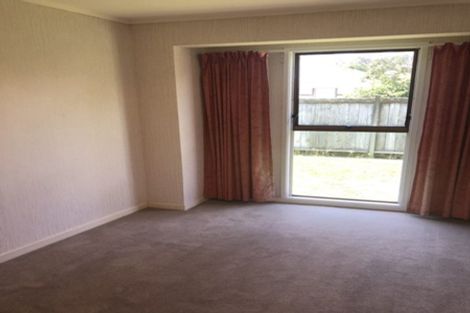 Photo of property in 15 Eclipse Place, Half Moon Bay, Auckland, 2012