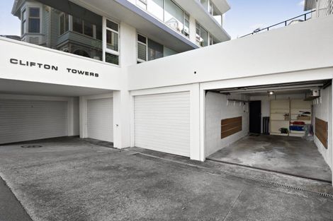 Photo of property in Clifton Towers, 202 Oriental Parade, Oriental Bay, Wellington, 6011