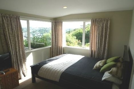 Photo of property in 80c Stewart Drive, Newlands, Wellington, 6037
