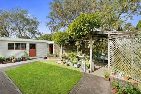 Photo of property in 32 Pempsey Street, Silverstream, Upper Hutt, 5019