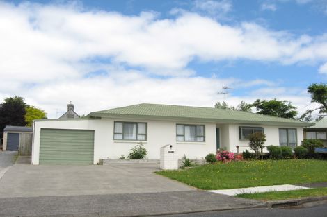 Photo of property in 31 Puriri Road, Pukekohe, 2120