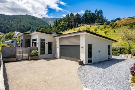 Photo of property in 7 Appletree Way, Stoke, Nelson, 7011