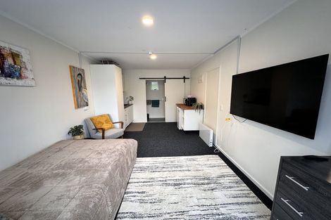 Photo of property in 2b Glen Road, Ranui, Auckland, 0612