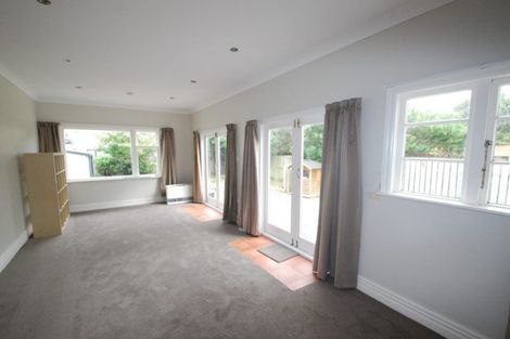 Photo of property in 16 Lonsdale Crescent, Rongotai, Wellington, 6022