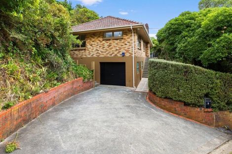Photo of property in 6 Travers Street, Vogeltown, Wellington, 6021