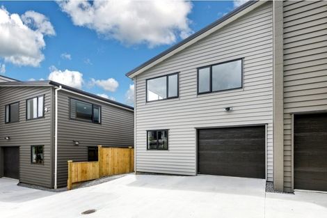 Photo of property in 10c Neilon Place, Northcross, Auckland, 0632