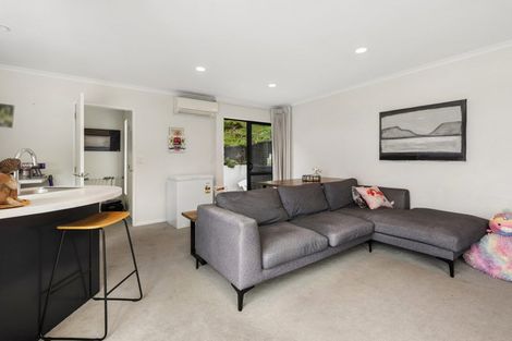 Photo of property in 2/19 Onslow Road, Khandallah, Wellington, 6035