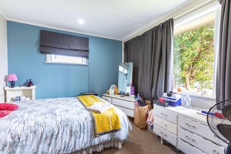 Photo of property in 78 Mclean Street, Woodville, 4920