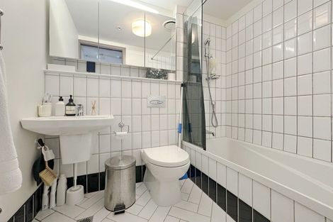 Photo of property in 106/3 Roxburgh Street, Mount Victoria, Wellington, 6011