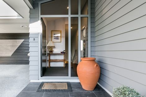 Photo of property in 14 Muritai Crescent, Havelock North, 4130