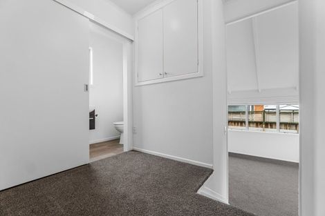 Photo of property in 54 Tuhikaramea Road, Dinsdale, Hamilton, 3204