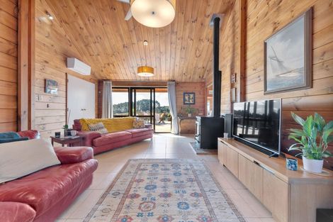 Photo of property in 135b Portsmouth Road, Bombay, 2675