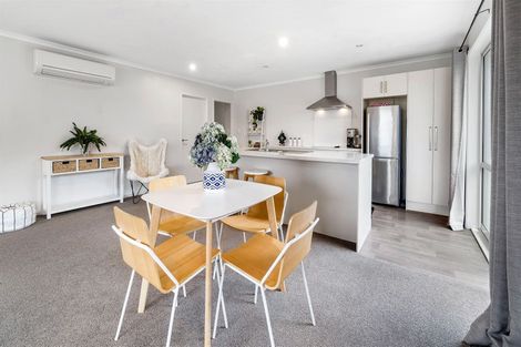 Photo of property in 36 Shillingford Boulevard, Rolleston, 7615