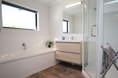 Photo of property in 74 Montrose Road, Waihi, 3610