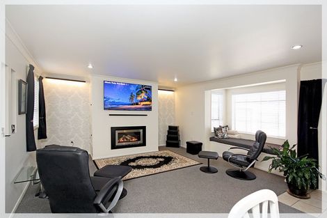 Photo of property in 24 Thomas Place, Foxton Beach, Foxton, 4815