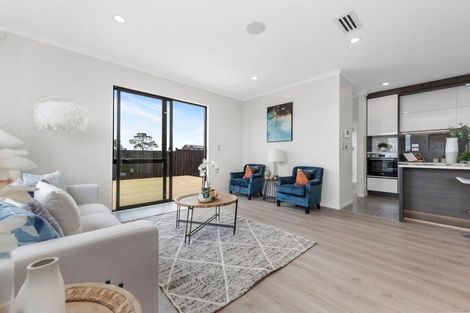 Photo of property in 48 Emerald Avenue, Rosehill, Papakura, 2113