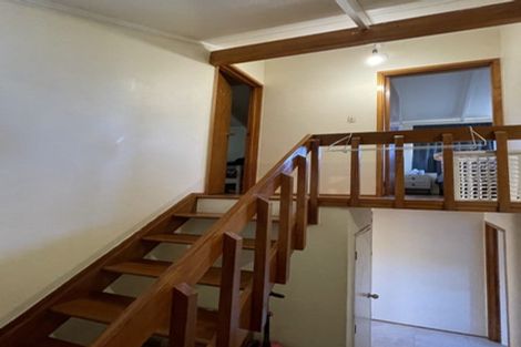 Photo of property in 6 Gloaming Place, Conifer Grove, Takanini, 2112