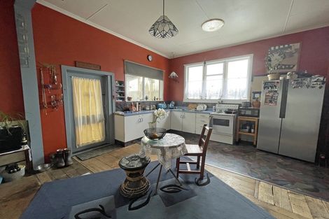 Photo of property in 50 Ormond Street, Woodville, 4920