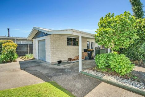 Photo of property in 11 Ballance Street, Westport, 7825