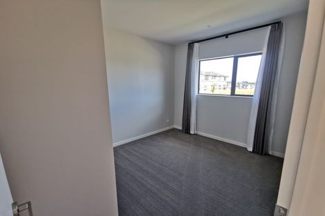 Photo of property in 16 Hapukupuku Avenue, Beachlands, Auckland, 2018