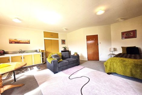 Photo of property in 100 Centennial Avenue, Waitara, 4320