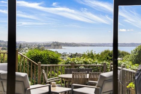Photo of property in 36 Beauvoir Avenue, Matakatia, Whangaparaoa, 0930
