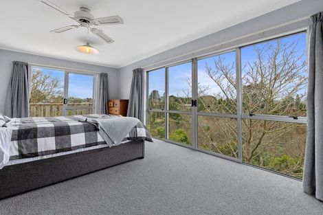 Photo of property in 174 Sandwich Road, St Andrews, Hamilton, 3200