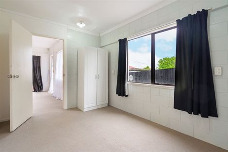 Photo of property in 198 Royal Road, Massey, Auckland, 0614