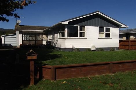 Photo of property in 13 Riversdale Road, Clouston Park, Upper Hutt, 5018